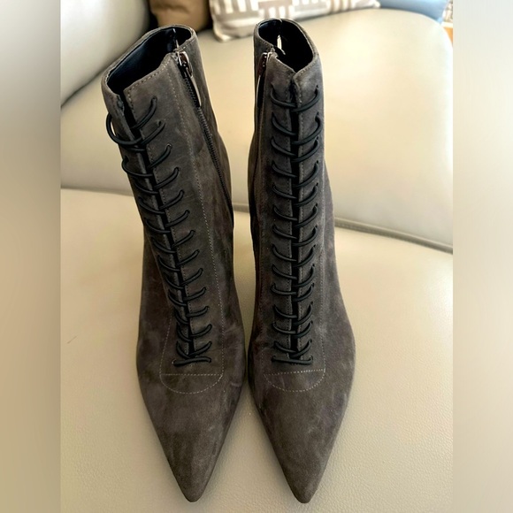 Kendall and Kylie Liza Suede Lace-Up Boots - Dark Grey - Size 9M - Like NWOB - Picture 2 of 7